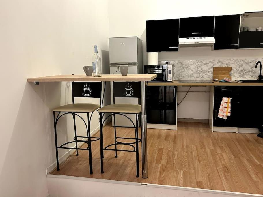 Charmant Studio Avec Mezzanine Νίκαια Εξωτερικό φωτογραφία